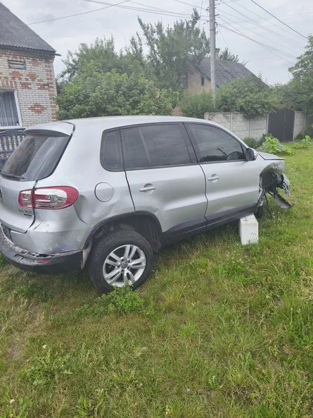 Volkswagen Tiguan 2012 - 1