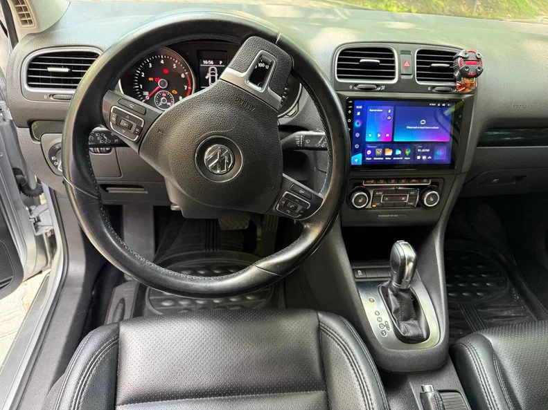 Volkswagen Golf 2012 - 8