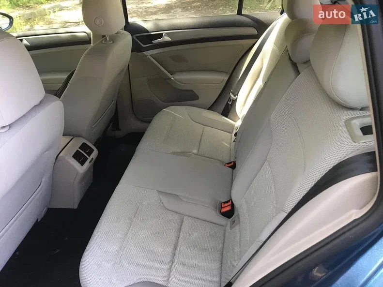 Volkswagen Golf 2016 - 6