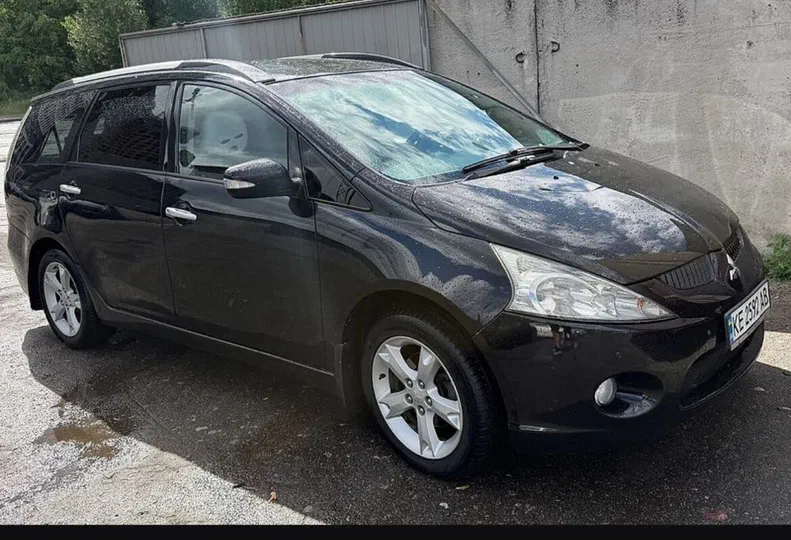 Mitsubishi Grandis 2007 - 1
