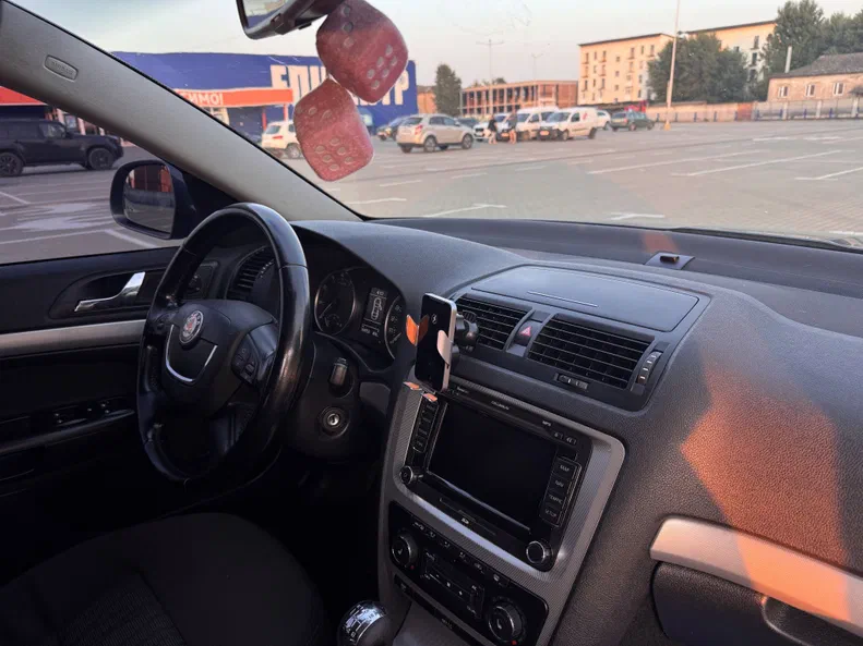 Skoda Octavia 2008 - 8
