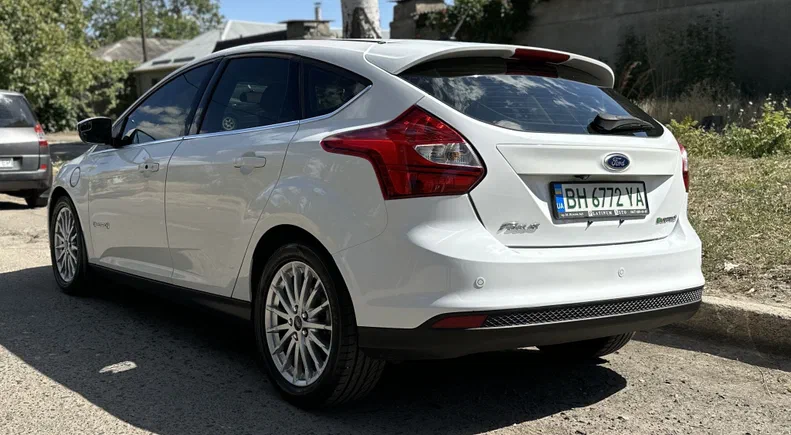 Ford Focus 2013 - 10