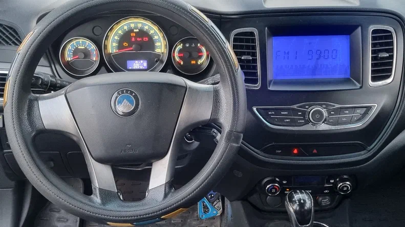 Geely GC5 2015 - 1