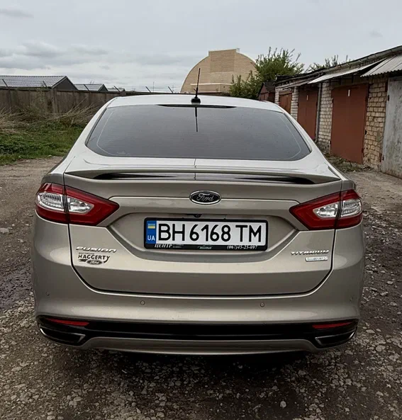 Ford Fusion (North America) 2015 - 2