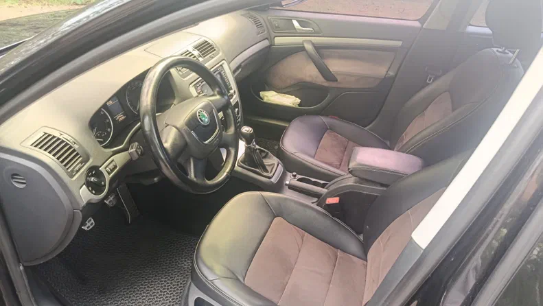 Skoda Octavia 2012 - 6