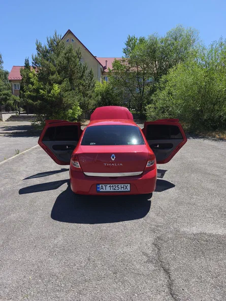 Renault Symbol 2012 - 4