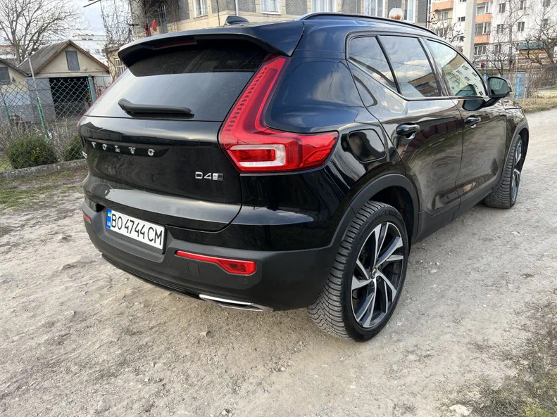 Volvo XC40 2019 - 10