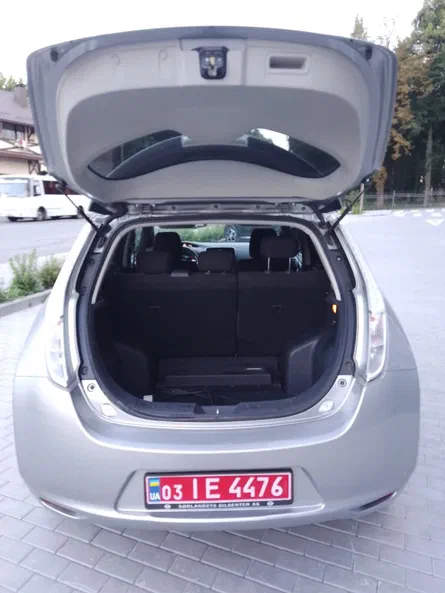 Nissan Leaf 2014 - 15