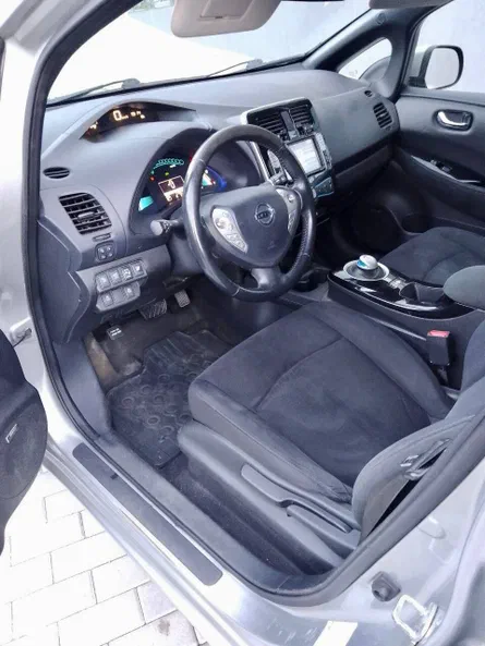 Nissan Leaf 2014 - 11