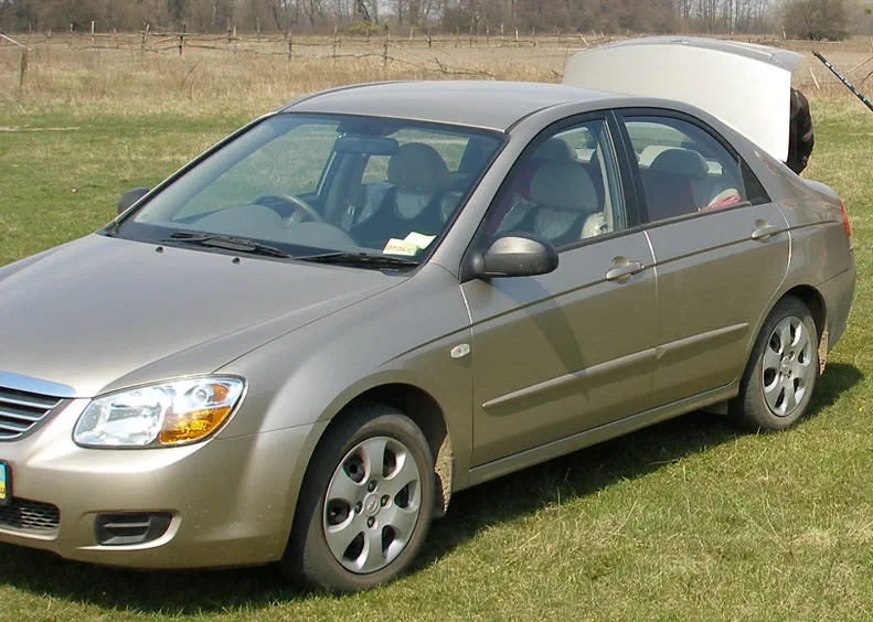 Kia Cerato 2008 - 1