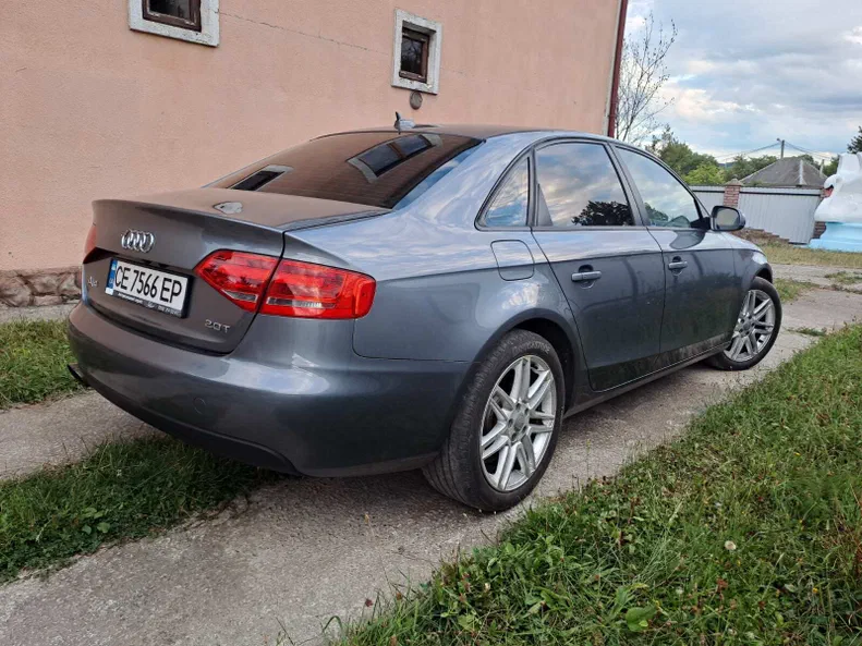 Audi A4 2011 - 4