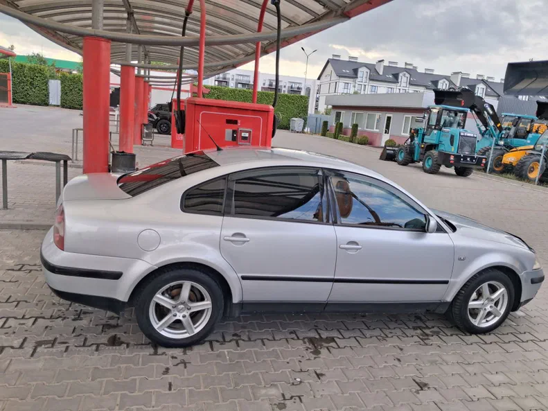 Volkswagen Passat 2001 - 5