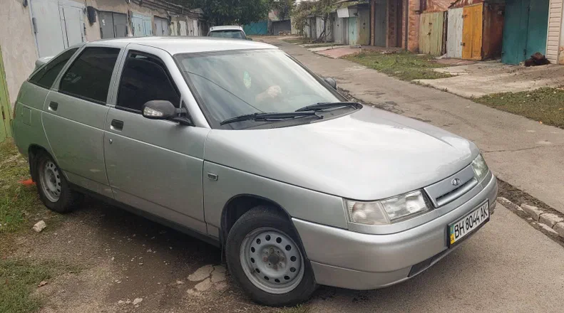 Lada (ВАЗ) 2112 2007 - 1