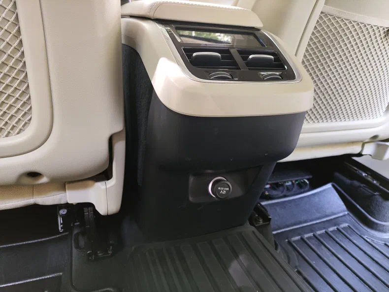 Volvo XC60 2019 - 23