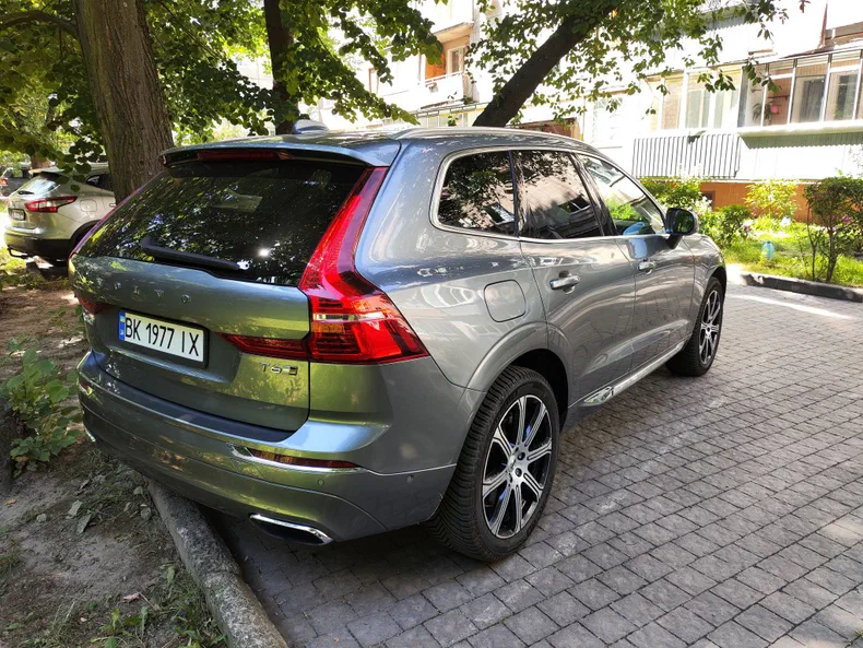 Volvo XC60 2019 - 4