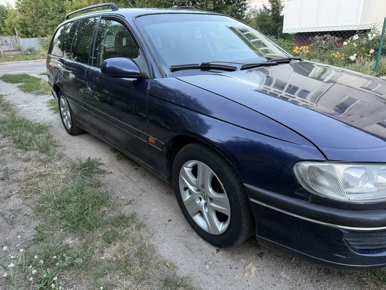 Opel Omega 1994 - 5