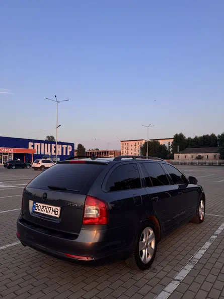 Skoda Octavia 2008 - 5