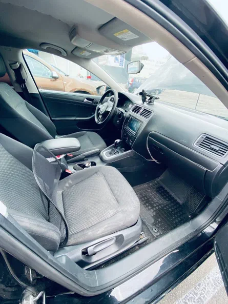 Volkswagen Jetta 2014 - 5