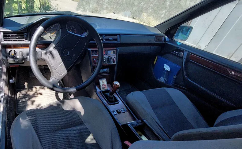 Mercedes-Benz E-Клас 1995 - 4