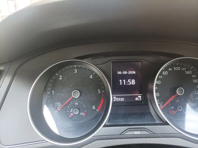 Volkswagen Passat 2015 - 5