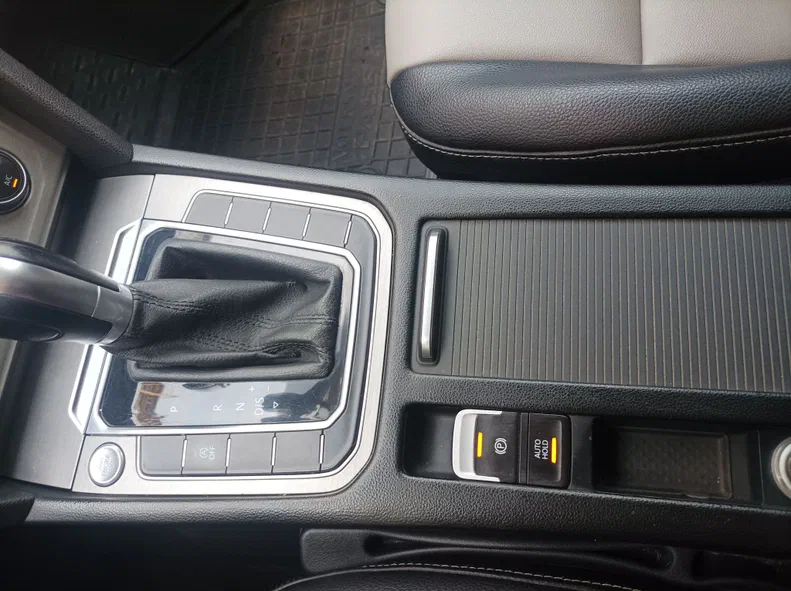 Volkswagen Passat 2015 - 6