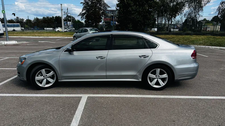 Volkswagen Passat 2013 - 10