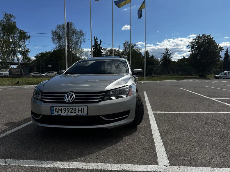 Volkswagen Passat 2013 - 9