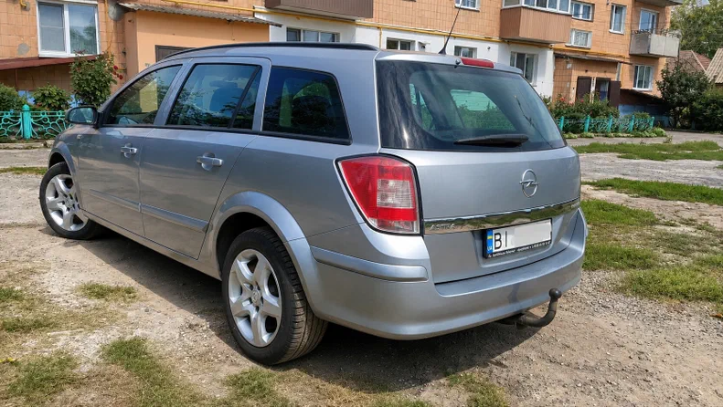 Opel Astra 2008 - 8