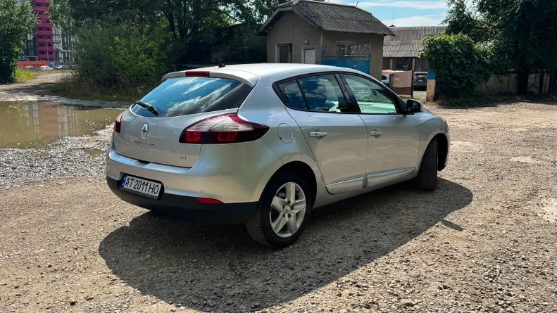 Renault Megane 2015 - 5
