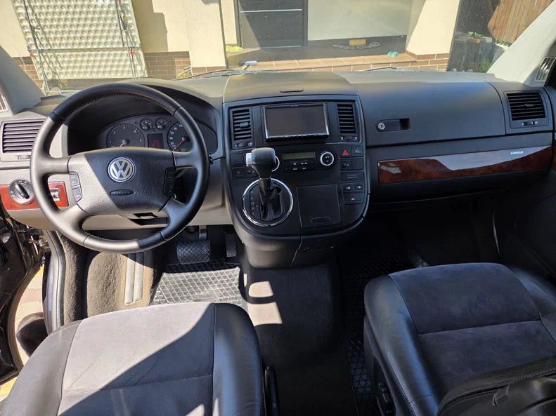 Volkswagen Multivan 2008 - 14
