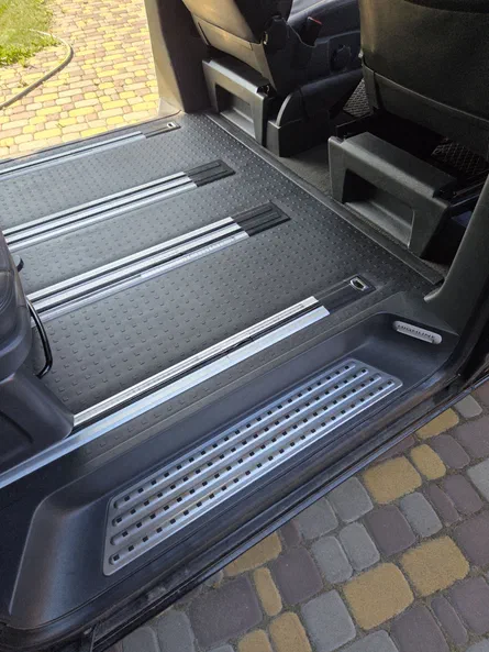 Volkswagen Multivan 2008 - 8
