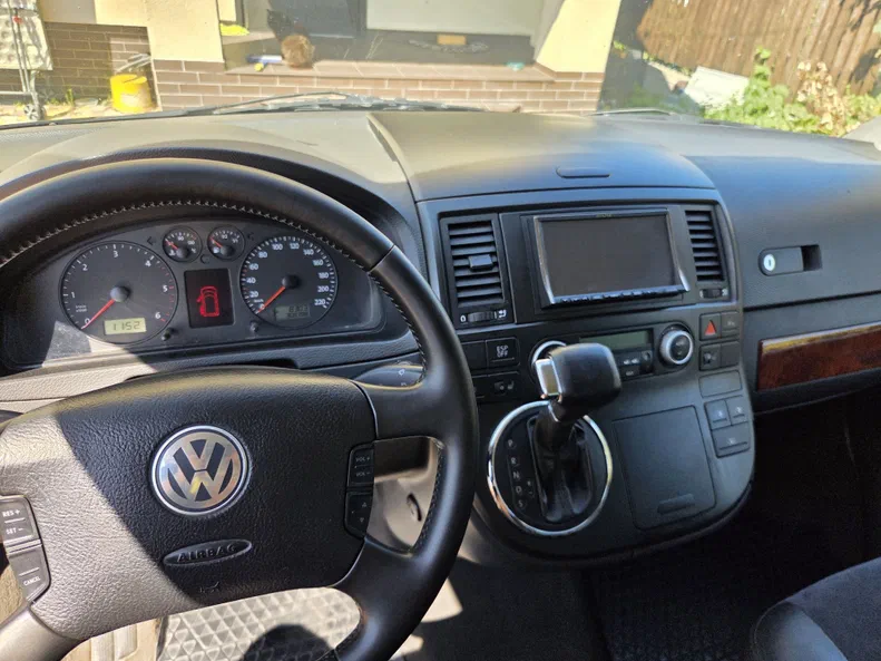 Volkswagen Multivan 2008 - 11