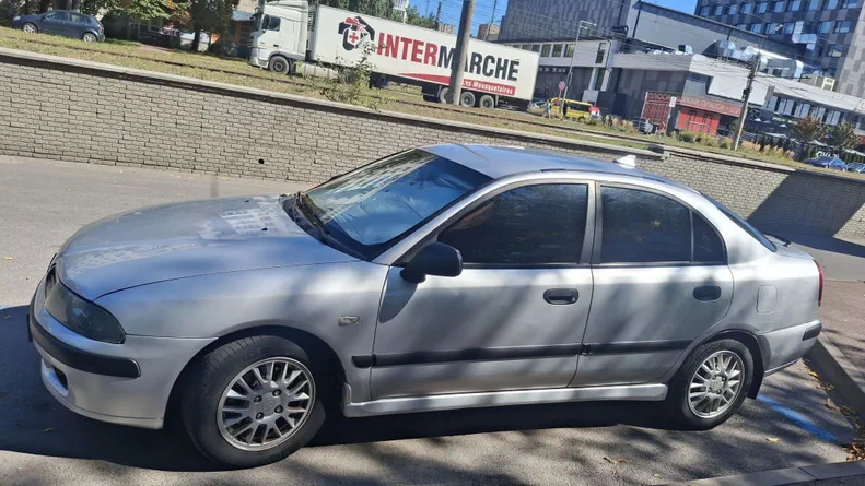 Mitsubishi Carisma 2004 - 2