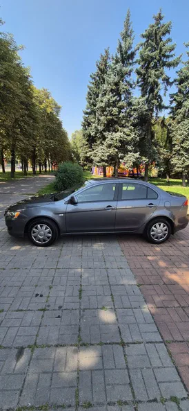 Mitsubishi Lancer 2009 - 3