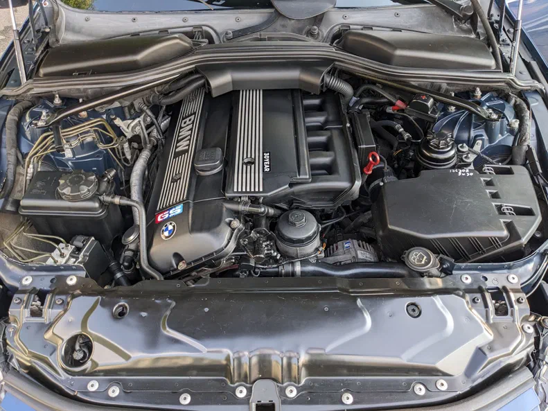 BMW 5 серія 2003 - 9