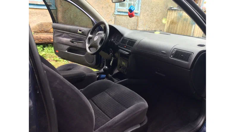 Volkswagen Golf 1998 - 5