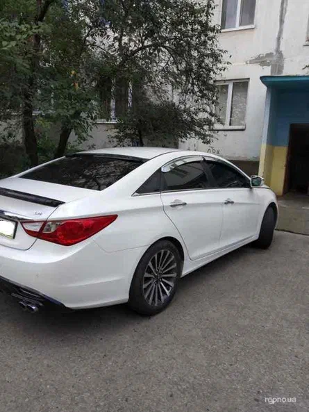 Hyundai Sonata 2014 - 10