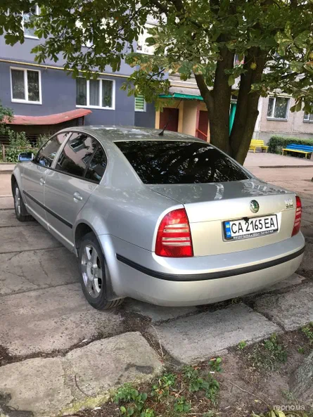 Skoda Superb 2005
