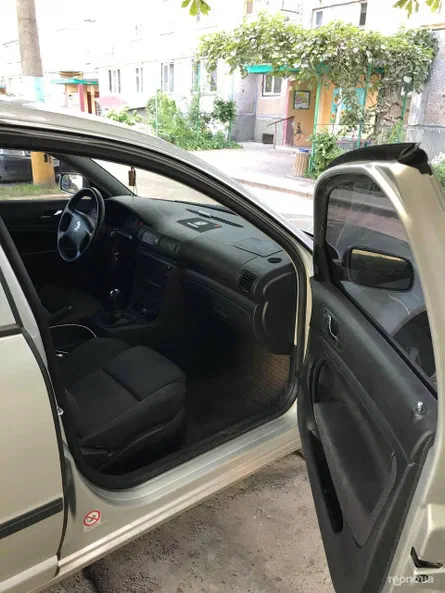 Skoda Superb 2005 - 8