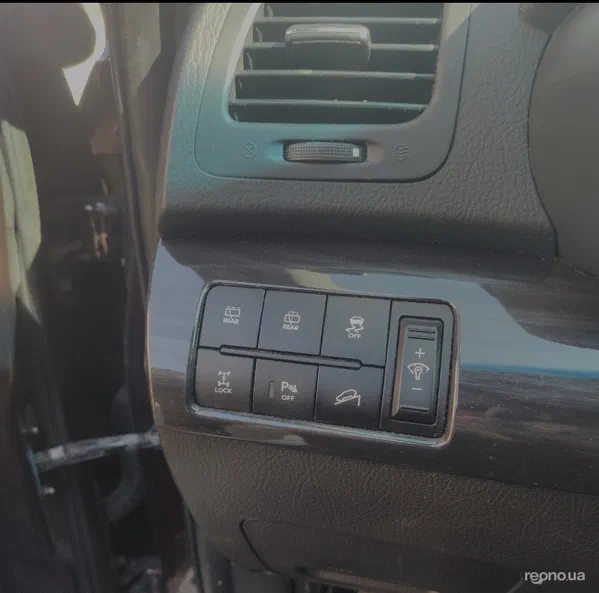 Kia Sorento 2011 - 5