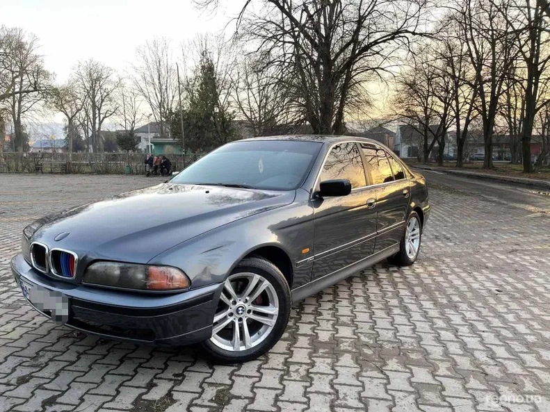 BMW 5 серии 2001