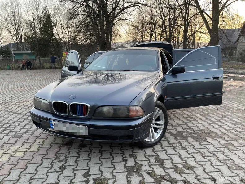 BMW 5 серии 2001