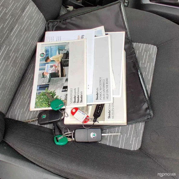 Skoda Octavia 2010 - 9