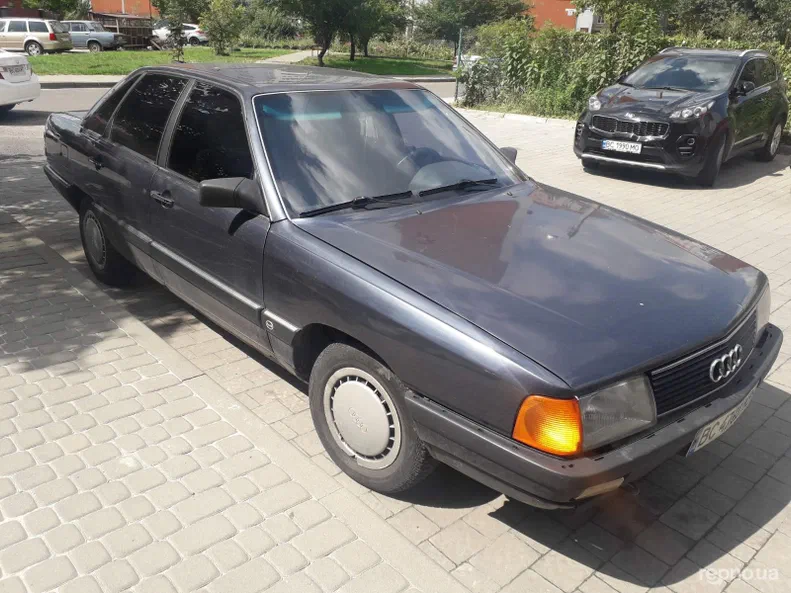 Audi 100 1986 - 28