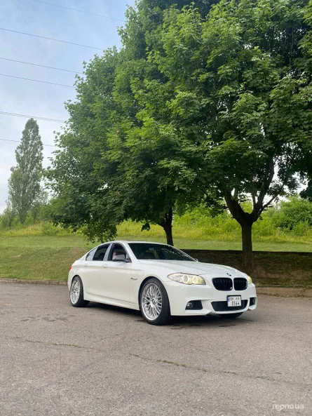 BMW 5 серии 2012