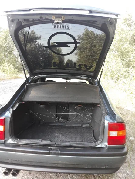 Opel Vectra 1990 - 17