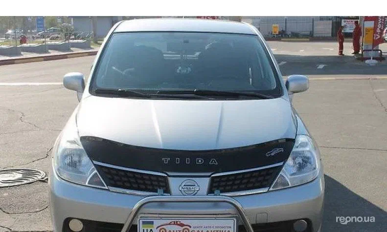 Nissan Tiida 2007 - 1