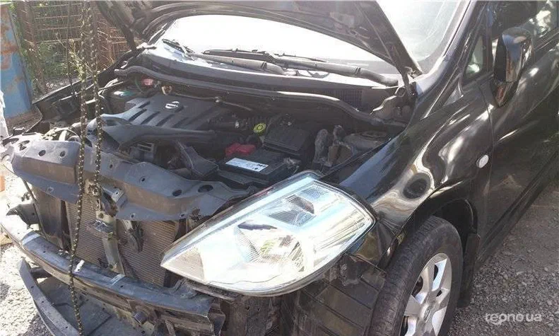 Nissan Tiida 2011 - 3