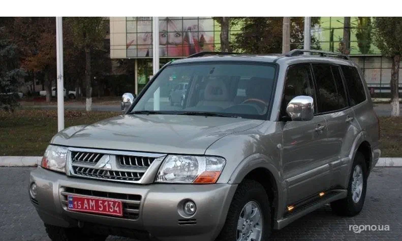 Mitsubishi Pajero 2004 - 0