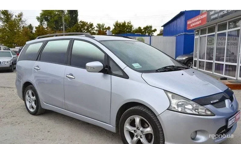 Mitsubishi Grandis 2006 - 21